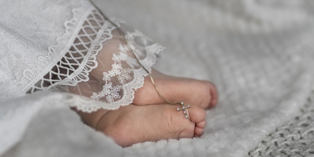 45 особливих подарунків на хрестини дитини | Повний гід